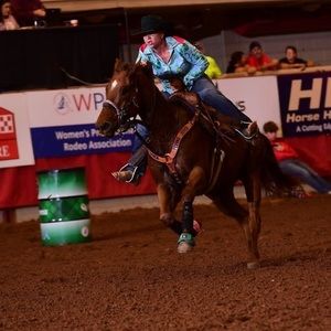 Meet your Posher, Kaci